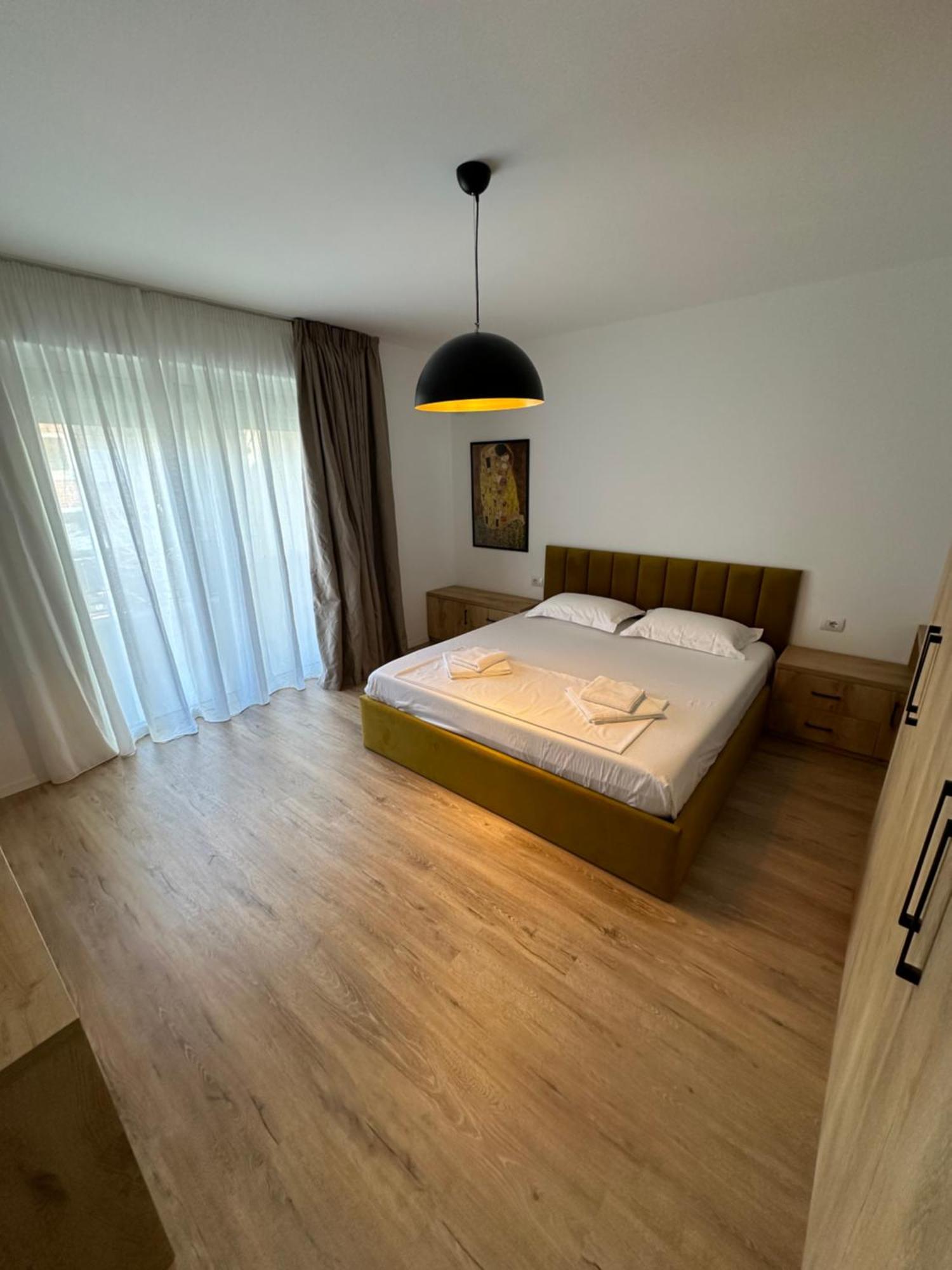 New Bazaar Studios Тирана Екстериор снимка